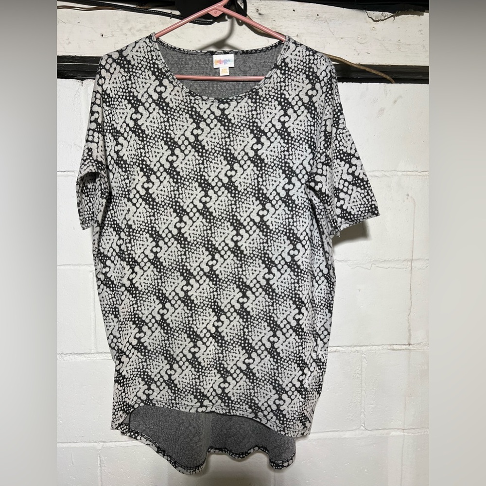 LuLaRoe xxs black and white top